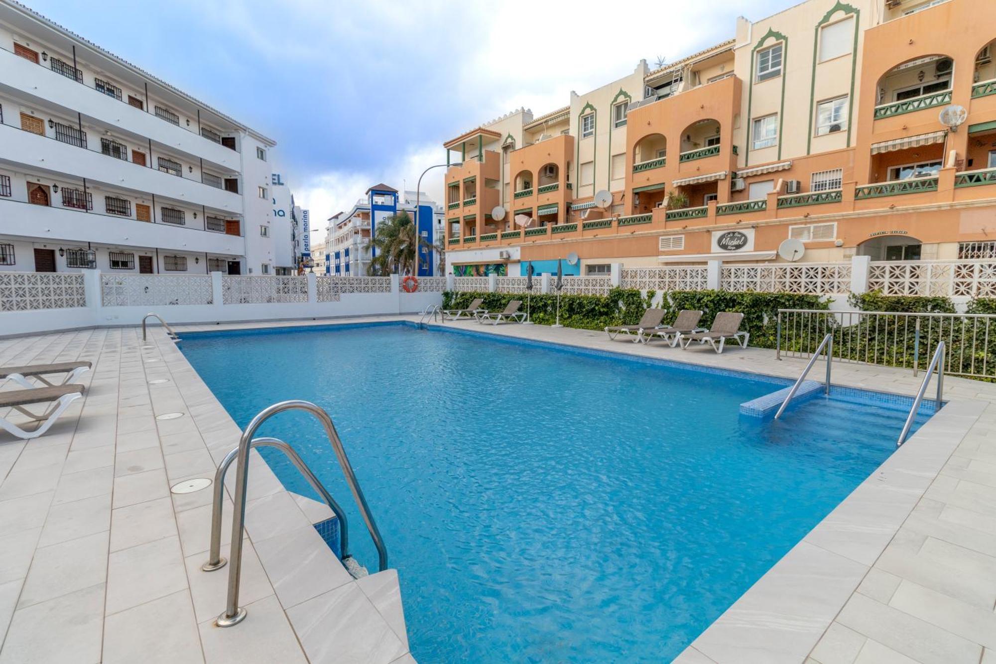 Rentitspain Apartamento Arce 13 Balcon Con Vista Al Mar Nerja Bagian luar foto